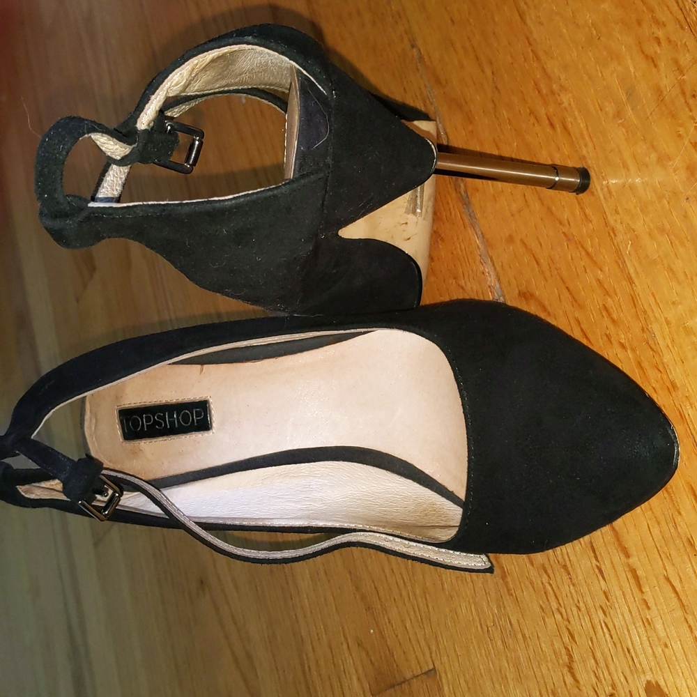 Topshop Skinny Heel Pumps with Cut Out